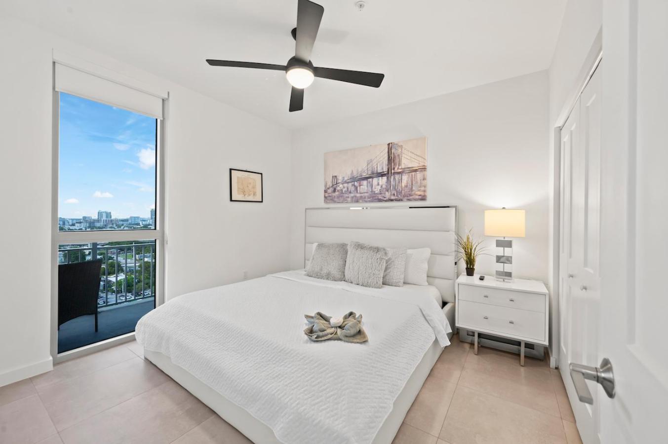 דירות Beautiful Unit In Downtown Miami With Free Parking מראה חיצוני תמונה